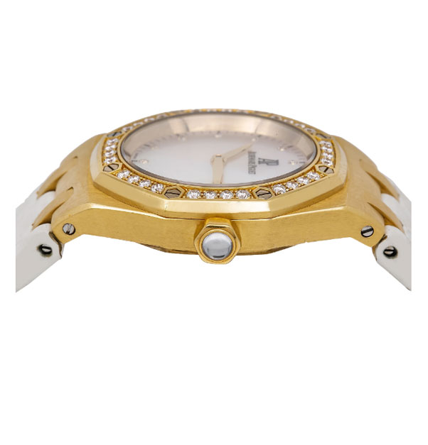 Audemars-Piguet-Royal-Oak-Lady-67601BA.ZZ.D012CR.03-33MM-White-FACTORY-Mother-of-Pearl-Dial-With-Leather-Bracelet3