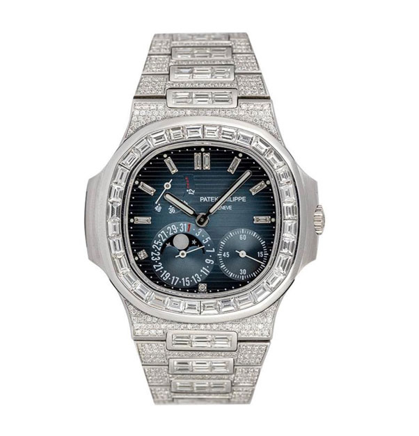 Patek-Philippe-Nautilus-5712G-With-Custom-Diamond-Set